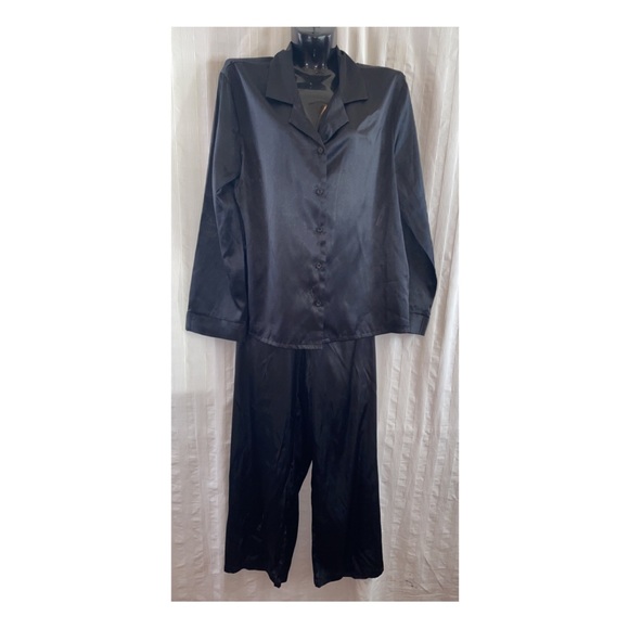 Vintage Black Satin Lounge Set, Size m/l - Picture 4 of 7